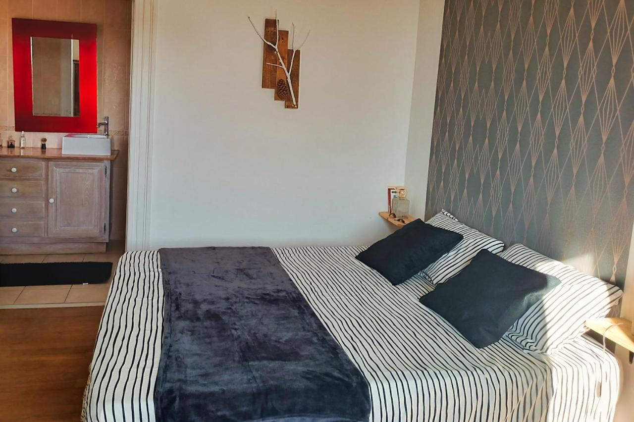 Les Tanalis - Chambres D'Hotes & Gite Gurs ภายนอก รูปภาพ