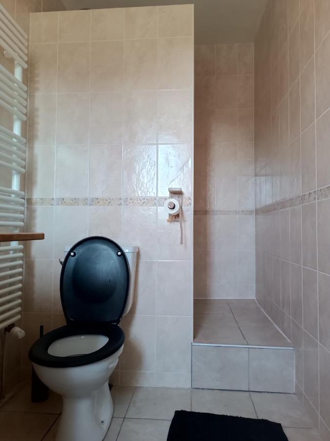 Les Tanalis - Chambres D'Hotes & Gite Gurs ภายนอก รูปภาพ