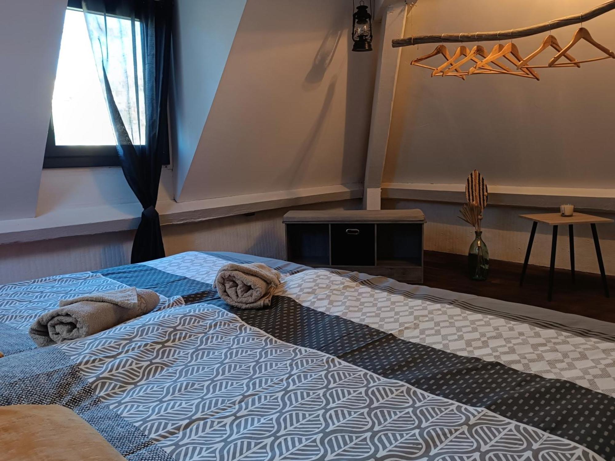 Les Tanalis - Chambres D'Hotes & Gite Gurs ภายนอก รูปภาพ